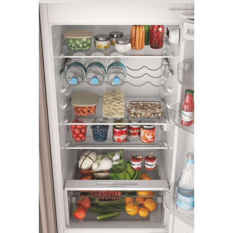 Indesit 273 Litre 70/30 Integrated Fridge Freezer - Image 5
