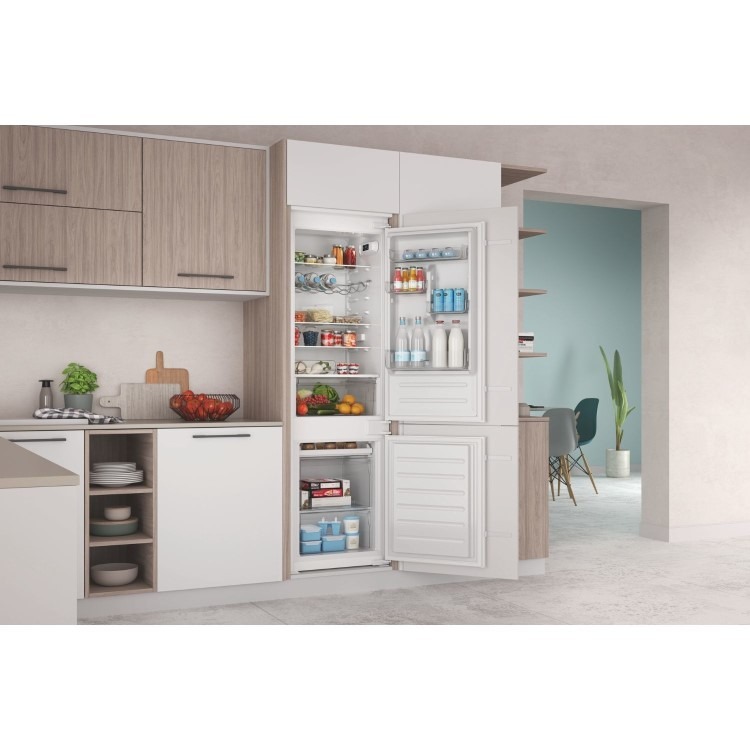 Indesit 273 Litre 70/30 Integrated Fridge Freezer - Image 8