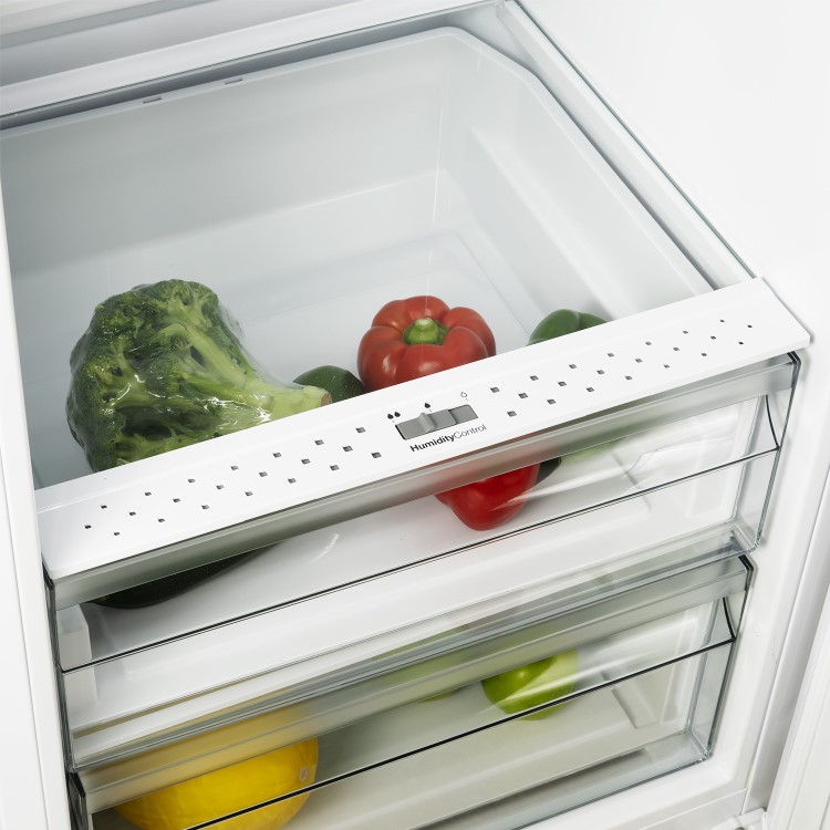 electriQ 294 Litre Integrated In Column Fridge - Image 4