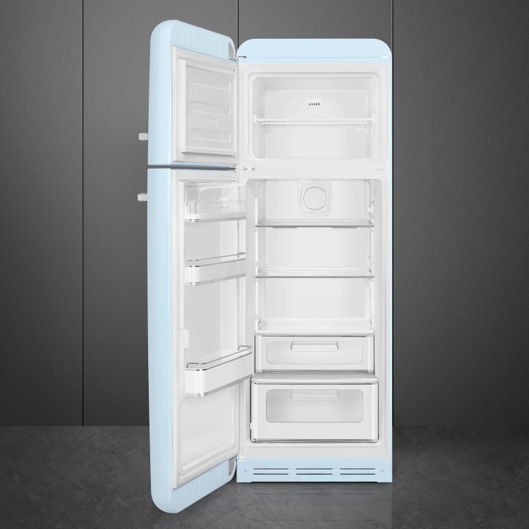 Smeg 294 Litre Fifties Style Left Hand Hinge 70/30 Fridge Freezer - Pastel Blue - Image 3