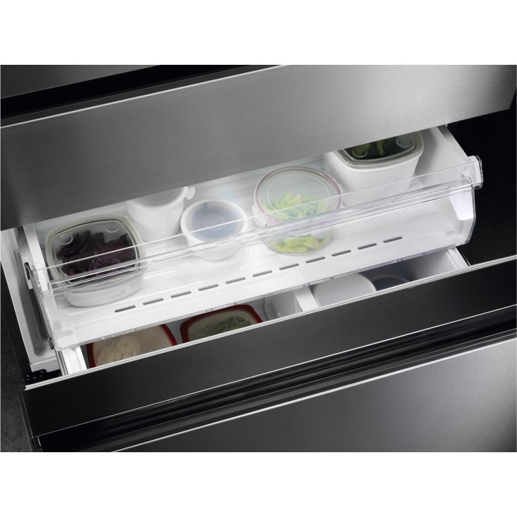 AEG 9000 Series 541 Litre French Door American Fridge Freezer - Stainless Steel - Image 5