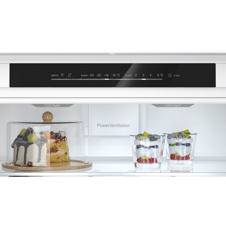 Refurbished Siemens IQ300 KI96NVFD0 Integrated 290 Litre 70/30 Frost Free Fridge Freezer White - Image 3