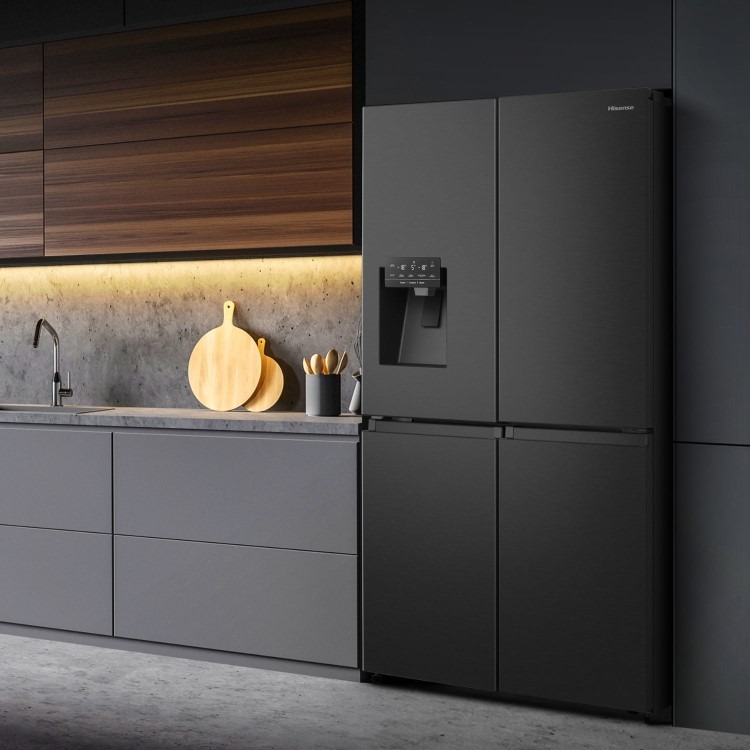 Hisense PureFlat 584 Litre Four Door American Fridge Freezer - Black - Image 2