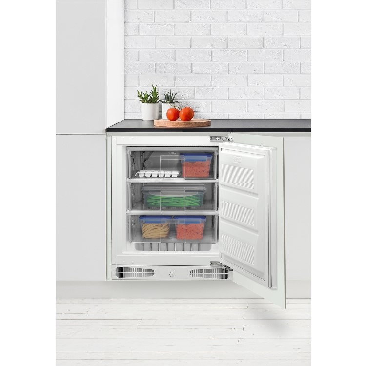 CDA 96 Litre Integrated Under Counter Freezer - Image 3