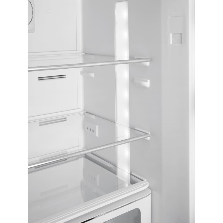 Smeg 331 Litre Fifties Style Right Hand Hinge 70/30 Fridge Freezer - White - Image 4