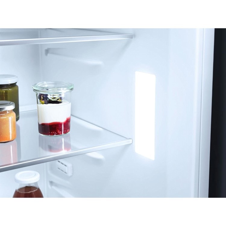 Miele K7000 260 Litre 70/30 Integrated Fridge Freezer - Image 4