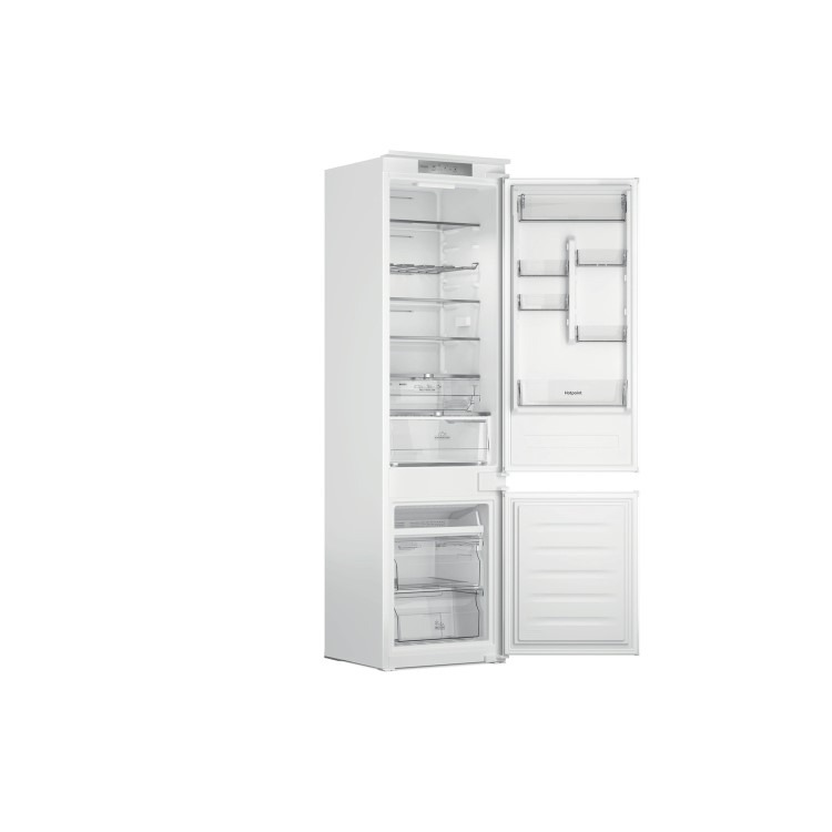 Hotpoint 280 Litre 70/30 Integrated Fridge Freezer - Image 3