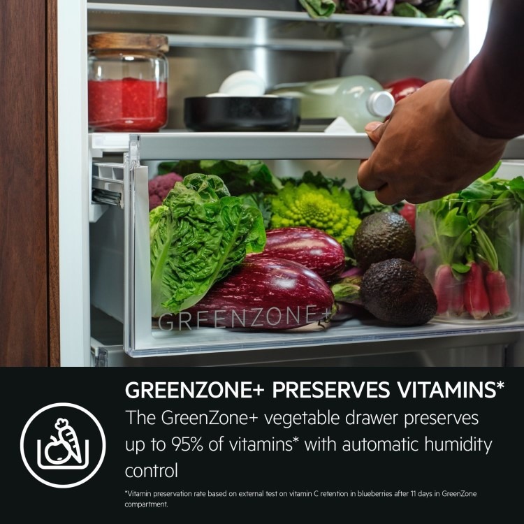 Refurbished 7000 Series 244 Litre 70/30 Integrated Fridge Freezer - Image 5