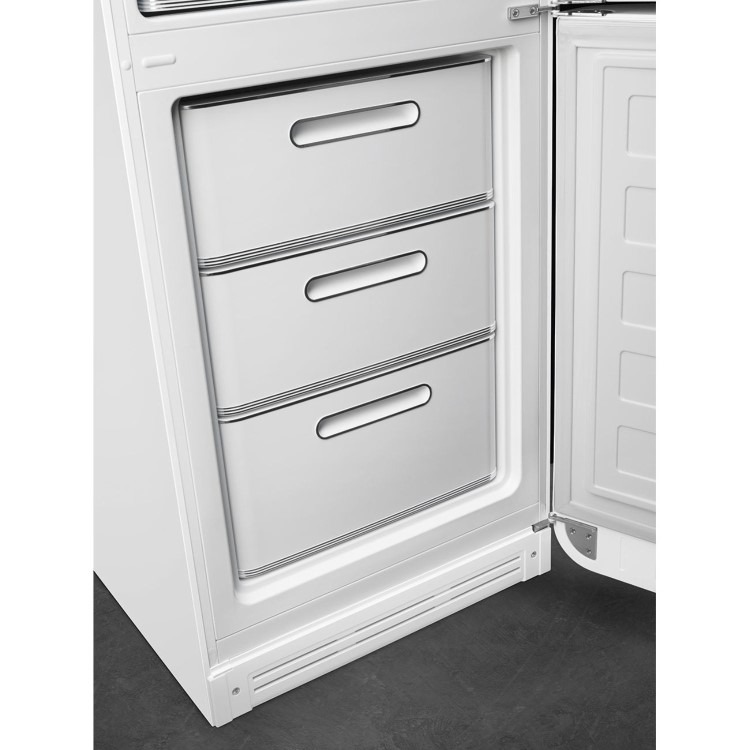 Smeg 331 Litre Fifties Style Right Hand Hinge 70/30 Fridge Freezer - White - Image 7