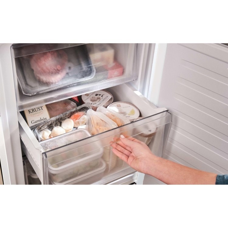 Hoover 355 Litre 60/40 Freestanding Fridge Freezer - White - Image 8