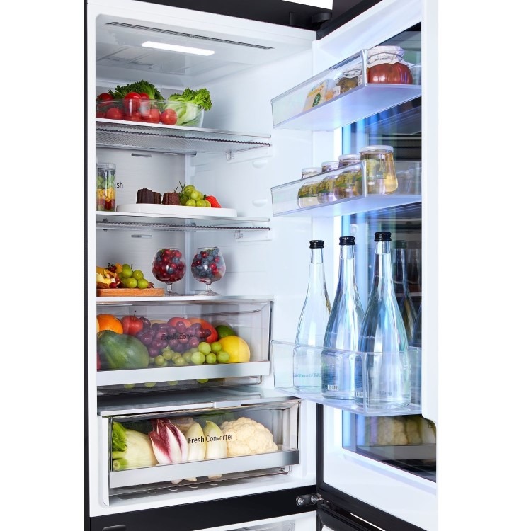 LG InstaView™ 349 Litre 60/40 Fridge Freezer - Black - Image 15