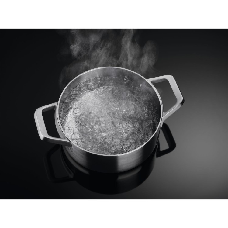AEG 5000 Series 60cm Electric Induction Cooker - Black - Image 8