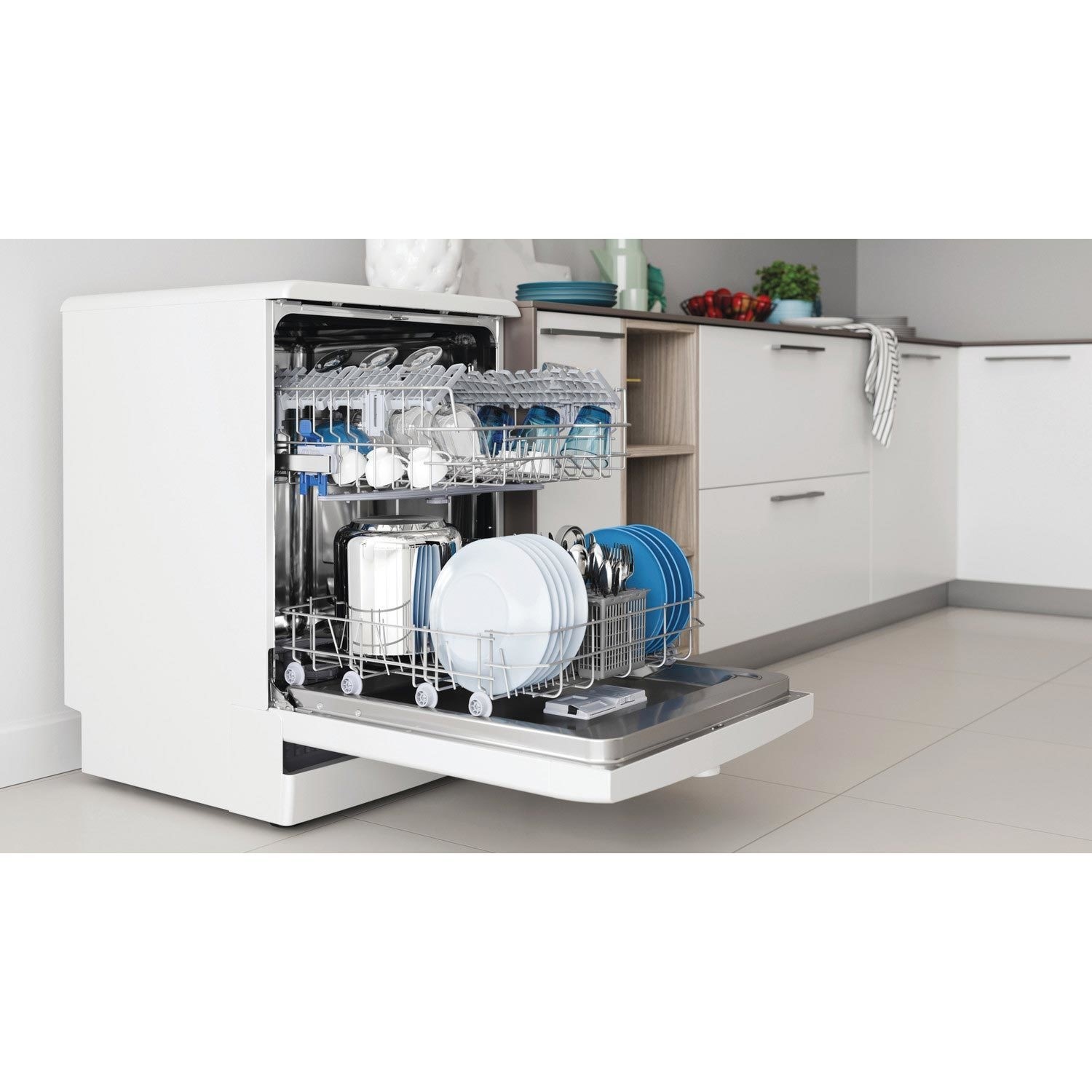 Indesit Fast&Clean Freestanding Dishwasher - Push&Go White - Image 6