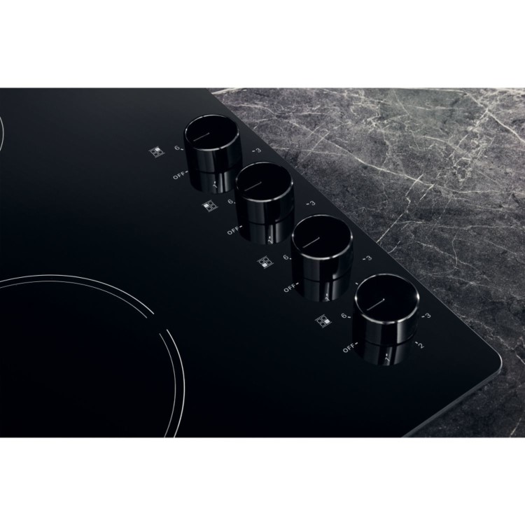 Hotpoint 58cm 4 Zone Knob Control Ceramic Hob - Image 3