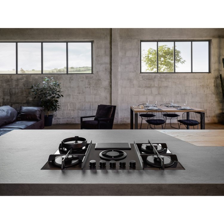 Elica NikolaTesla Flame 88cm Gas Venting Hob with Built-In Extractor Fan - Black - Image 5