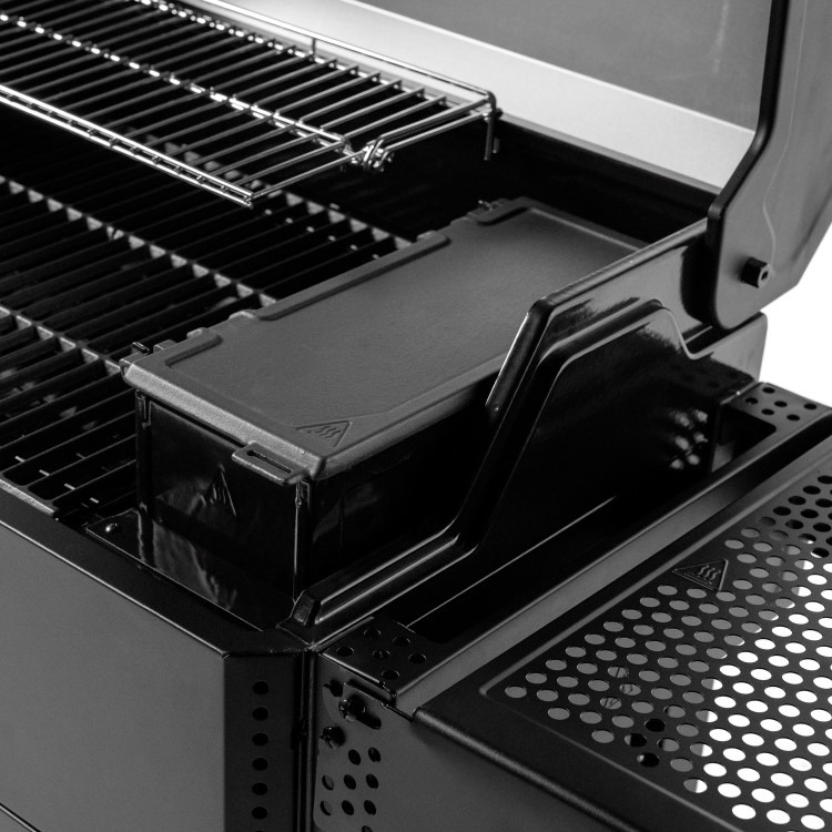 Masterbuilt AutoIgnite Series 545 Charcoal BBQ Grill with Starter Pack - Image 5
