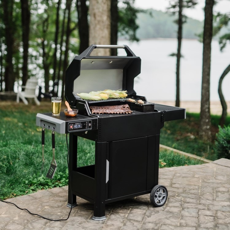 Masterbuilt AutoIgnite Series 545 Charcoal BBQ Grill with Starter Pack - Image 8