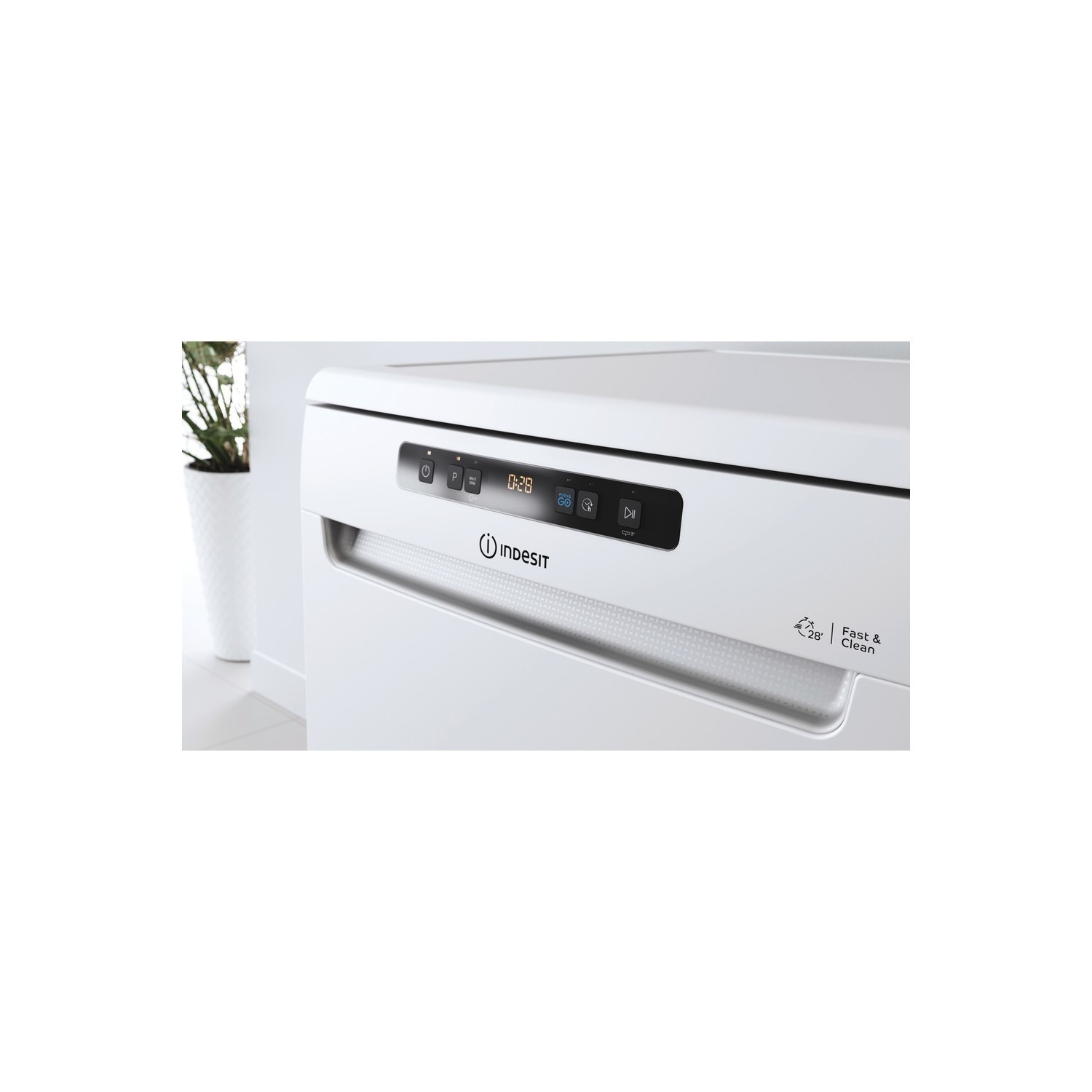 Indesit Fast&Clean Freestanding Dishwasher - D-Rated White - Image 4