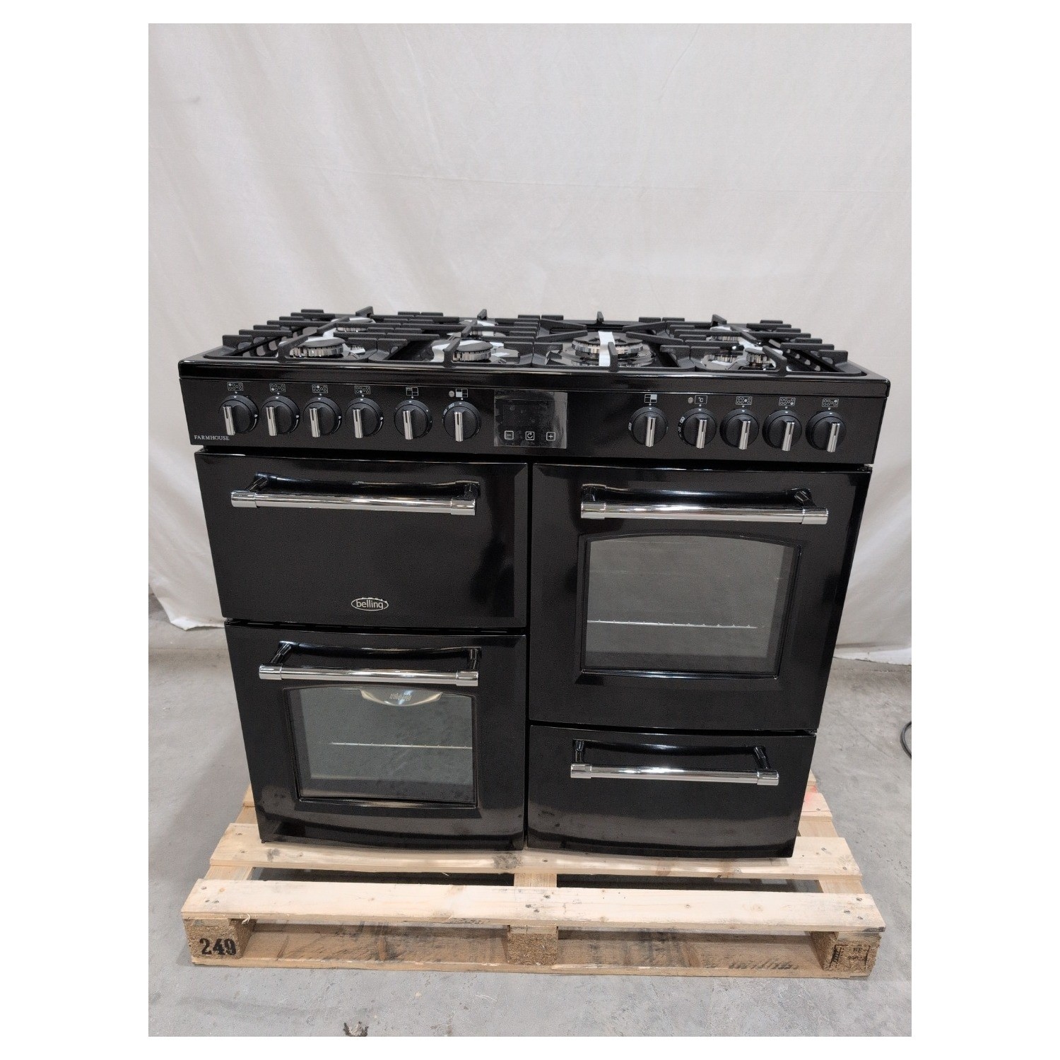 Belling Farmhouse 100cm Dual Fuel Range Cooker - Black - Image 3