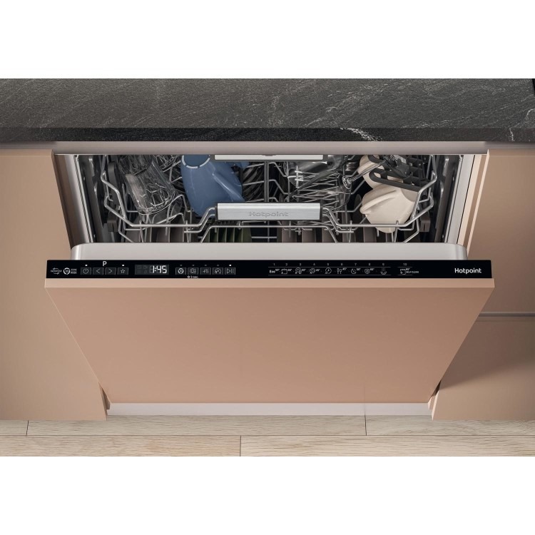 Hotpoint Maxi Space Integrated Dishwasher - C-Rated Black control panel - Image 2